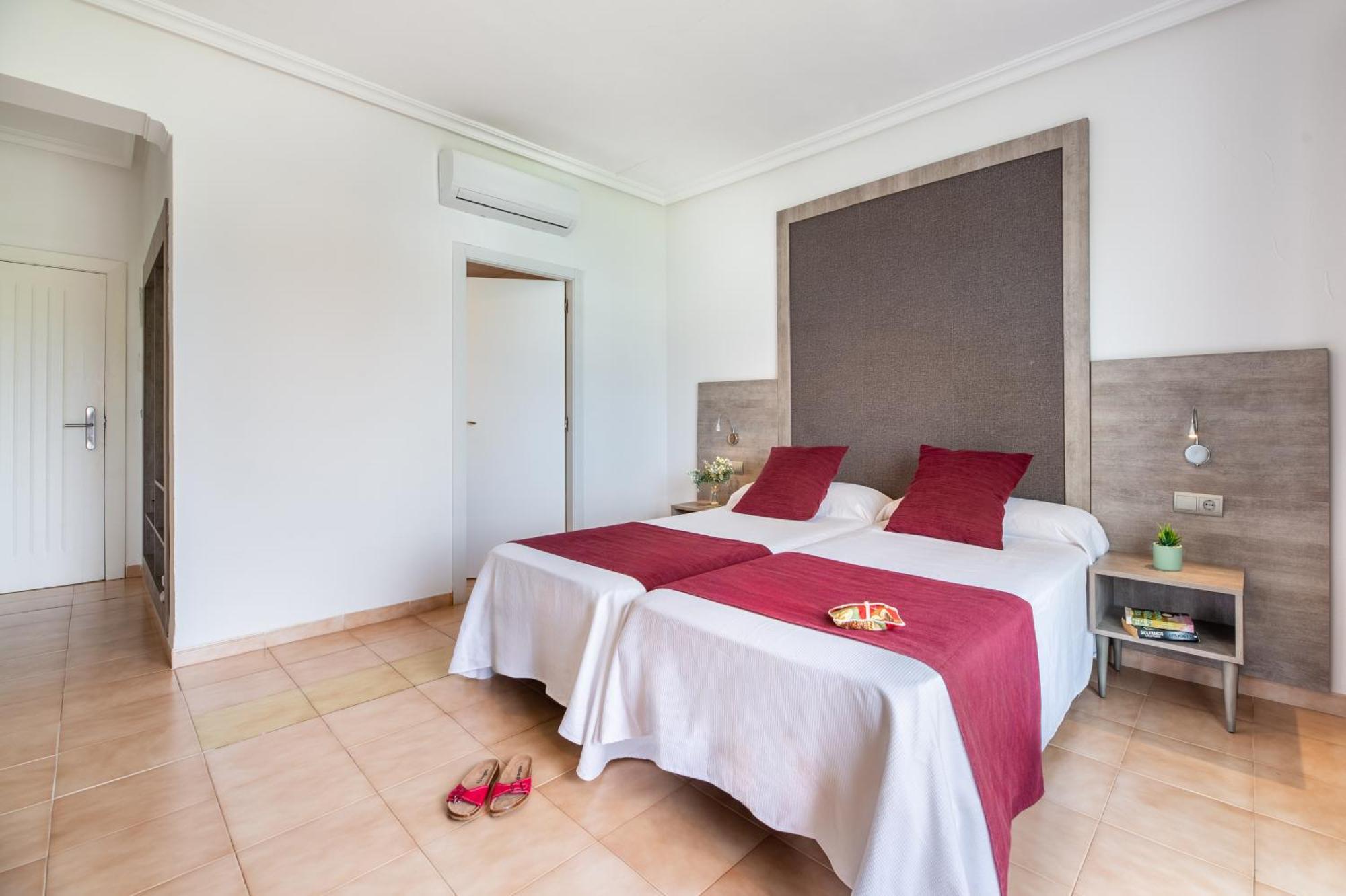 Hotel Vibra Marco Polo I - Adults Only Sant Antoni de Portmany Exterior foto